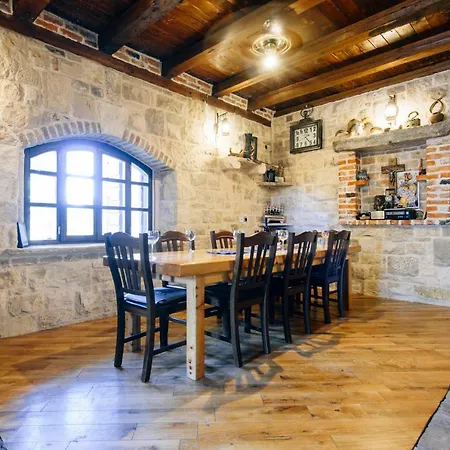 Luce Apartman
