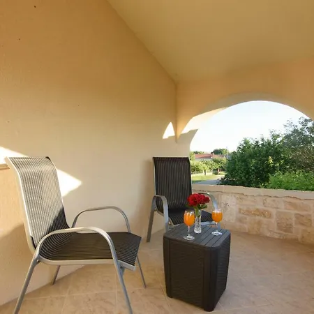 Luce Apartman Zadar