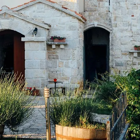 Luce Apartman Zadar